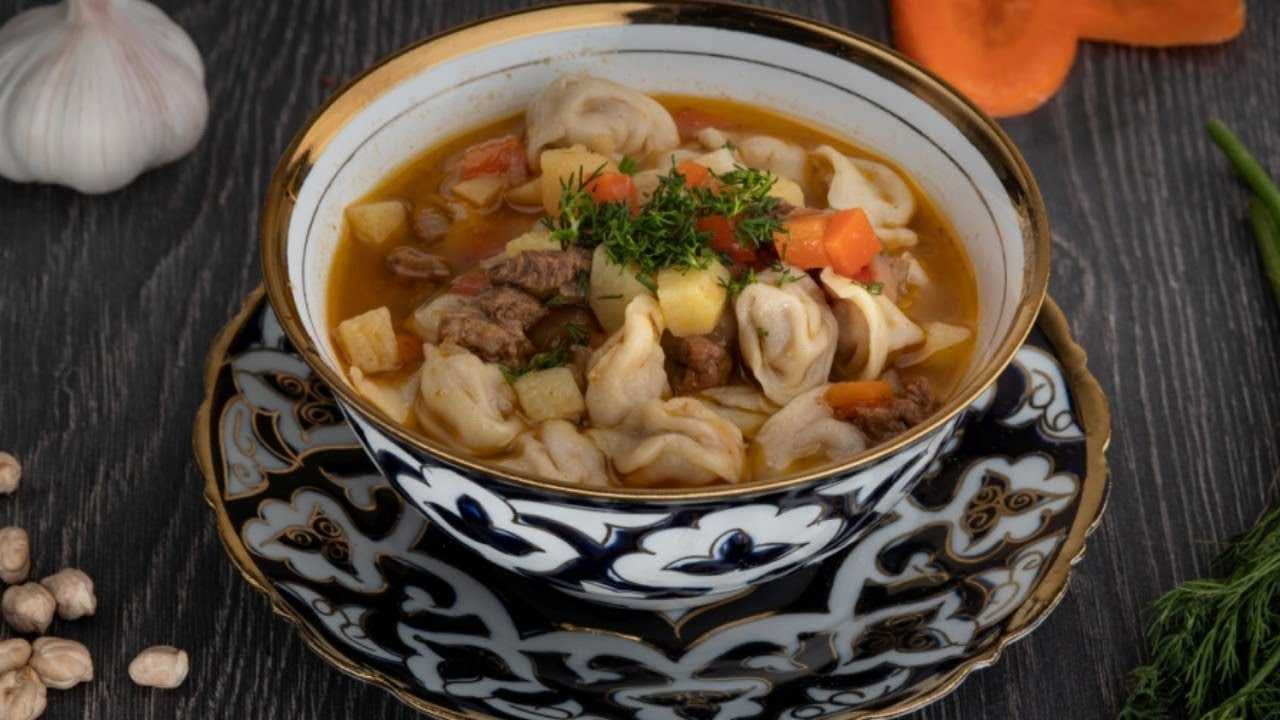 20 супов с пельменями, которые хочется готовить круглый год