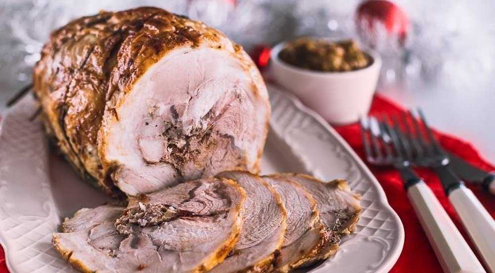 Рецепты салатов, первых блюд, закусок, вторых блюд, гарниров, закаток, выпечек, десертов и напитков | wowcook.net
буженина из свинины в духовке в фольге | wowcook.net