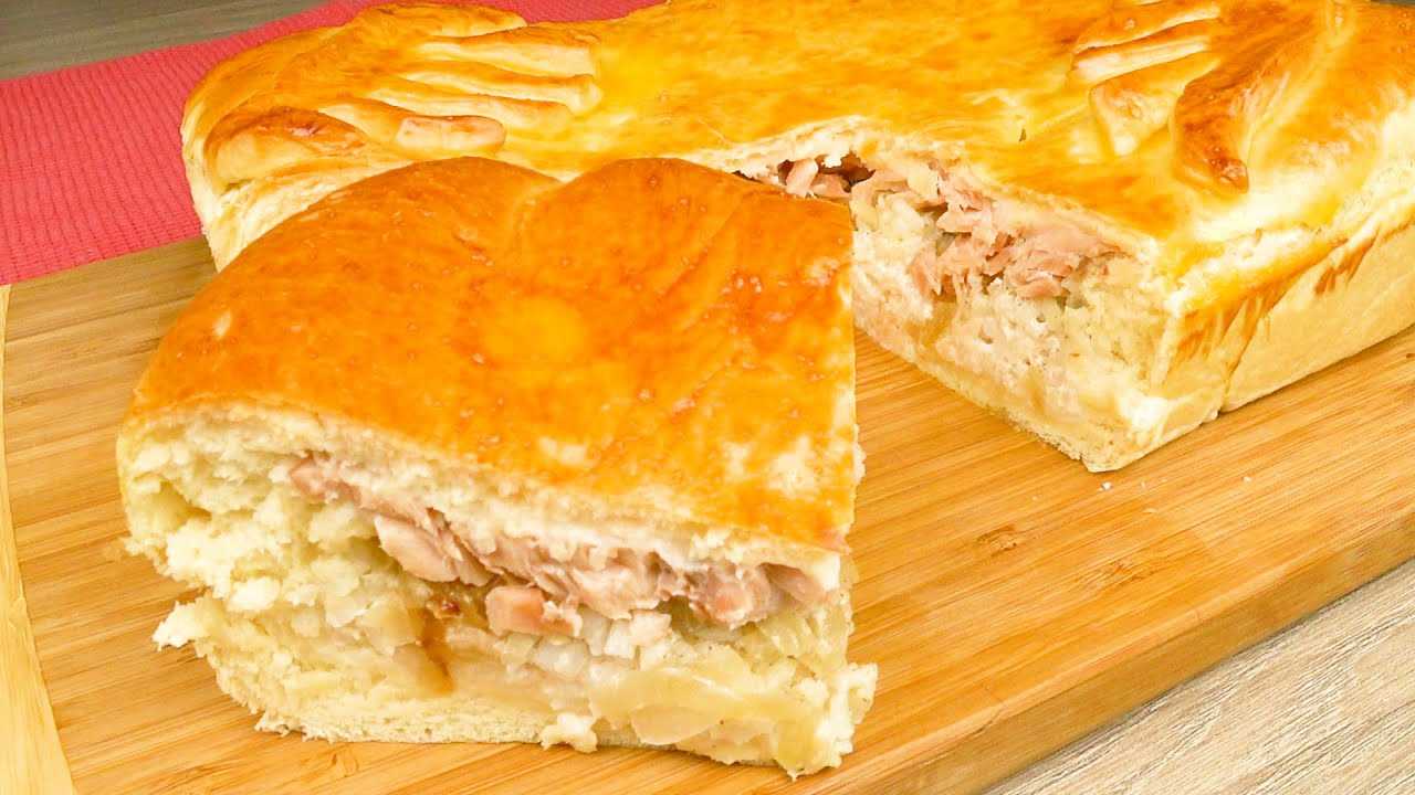 Пирог с рыбой в духовке - быстро и вкусно!