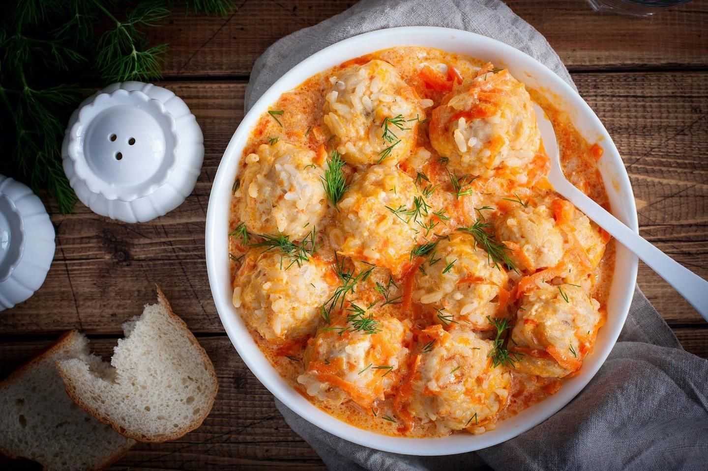Тефтели с рисом и капустой