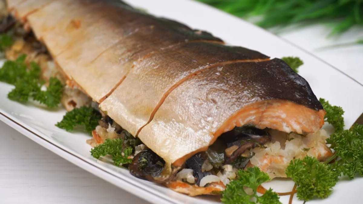 Готовим горбушу целиком в духовке в фольге: рецепт с фото пошаговым