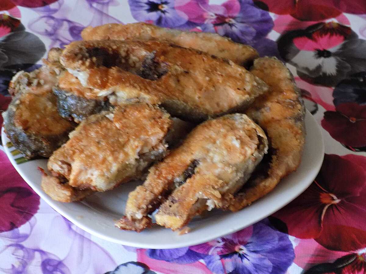Как пожарить сазана на сковороде