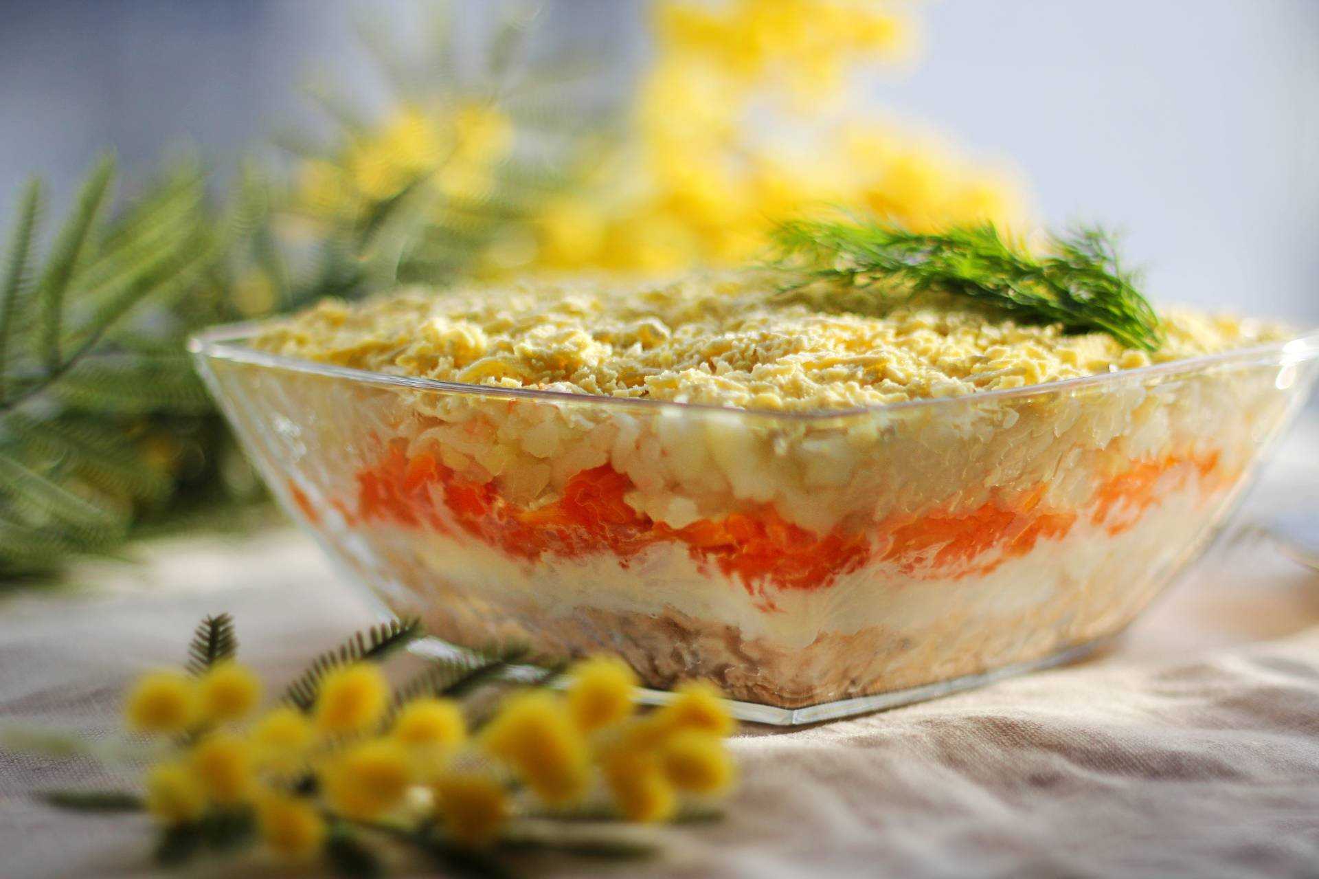 Салат «мимоза» с рыбными консервами: классические рецепты