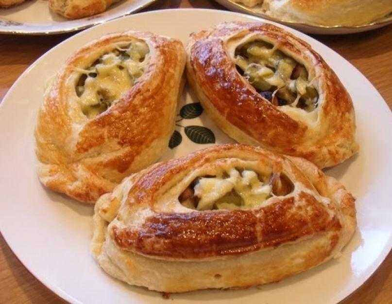 15 простых закусок из слоеного теста, которые можно приготовить дома