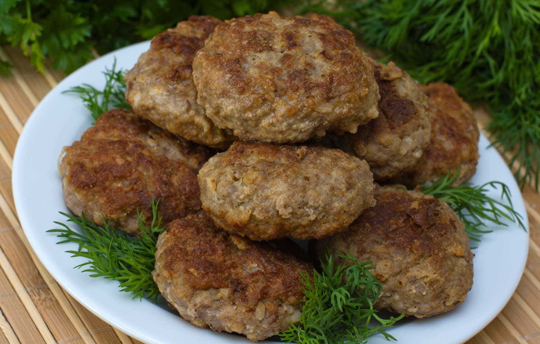 Хотите по-настоящему сочных и вкусных котлет из говядины со свининой?