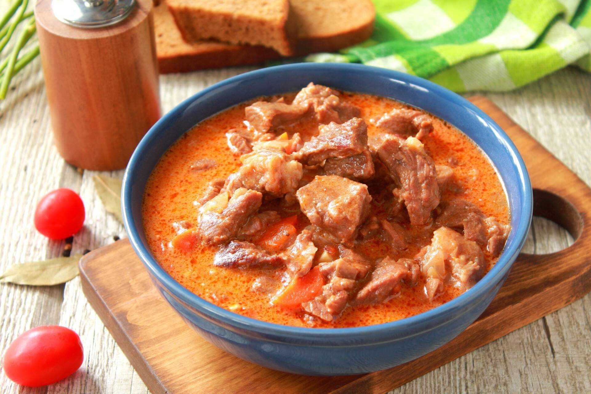 Говядина в сметане – нежнейшее мясо во подливе. топ- 6 лучших рецептов говядины в сметане: бефстроганов, отбивные, бифштексы - автор екатерина данилова - журнал женское мнение