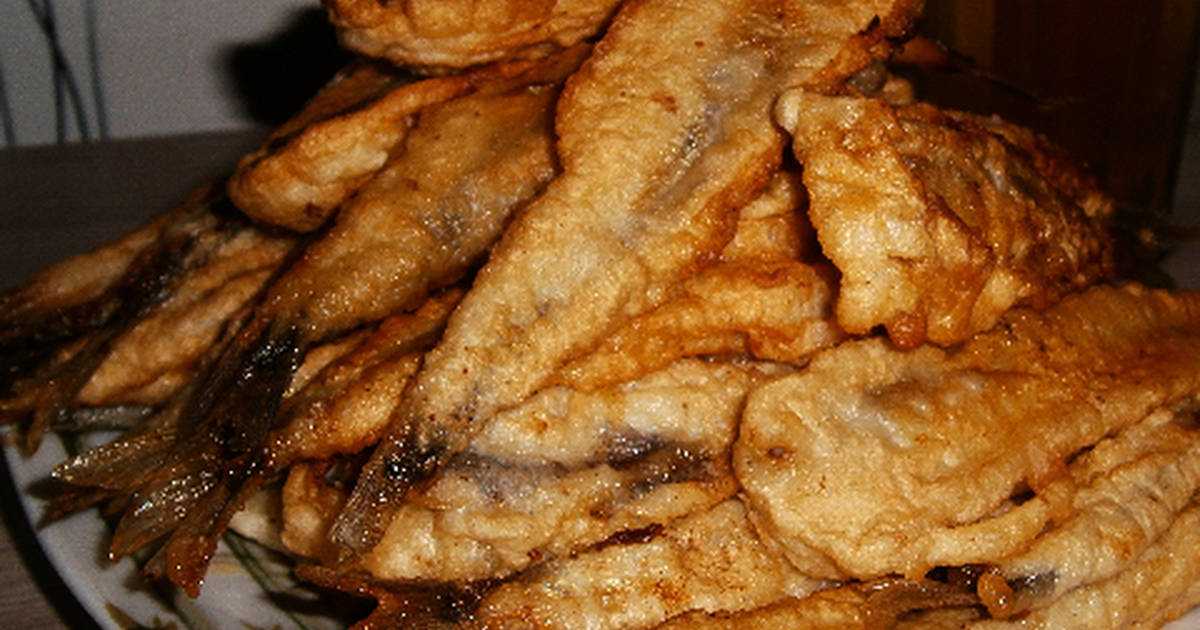 Как пожарить мойву — рецепт на сковороде и в духовке
