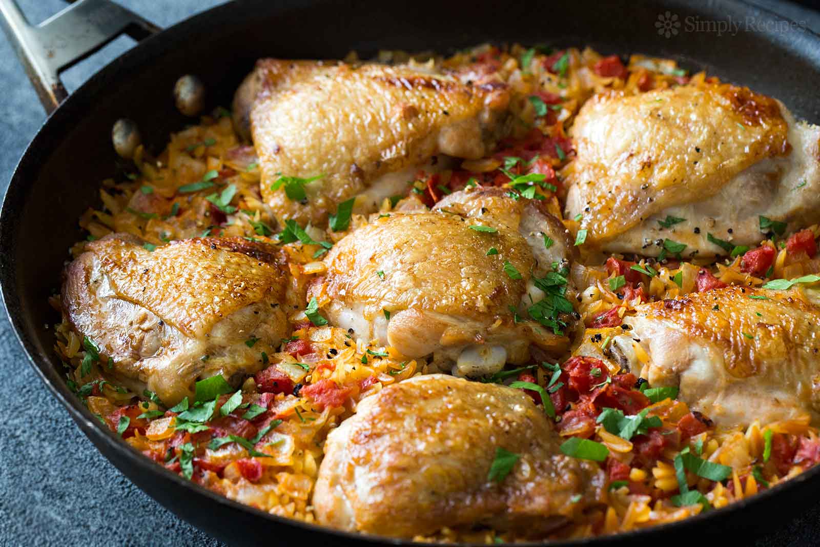 Сметанный соус – 20 самых вкусных рецептов