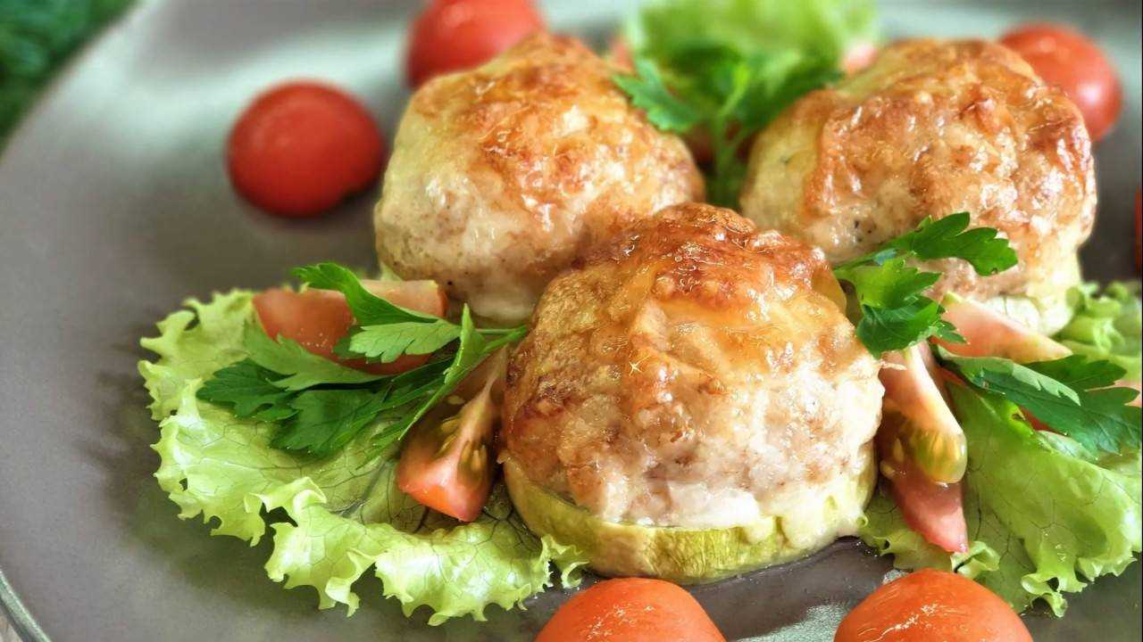 Котлеты из индейки в духовке. cочные и мягкие!
