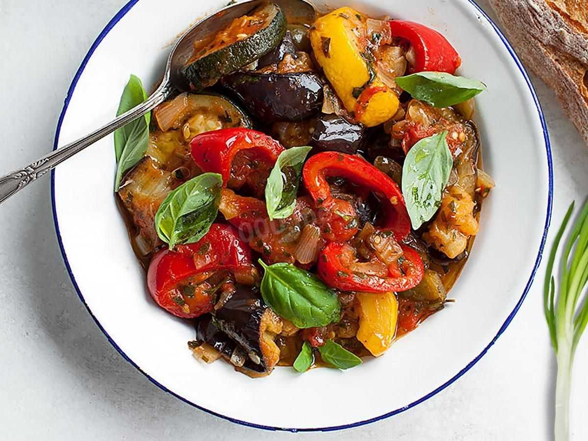 Тушеная картошка с кониной. рецепты с тушенкой из конины – вкуснейшая шурпа быстро и просто