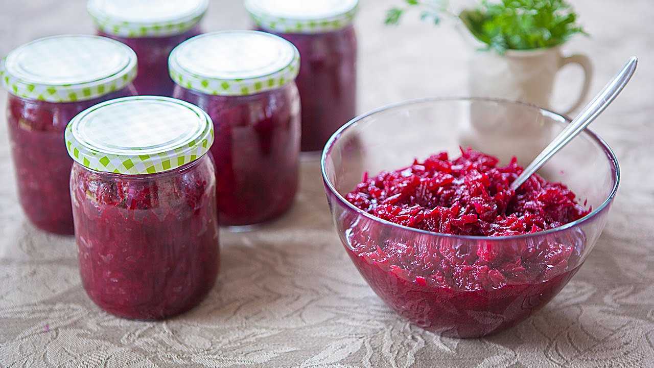 Салат со свеклой и черносливом: 7 очень вкусных рецептов