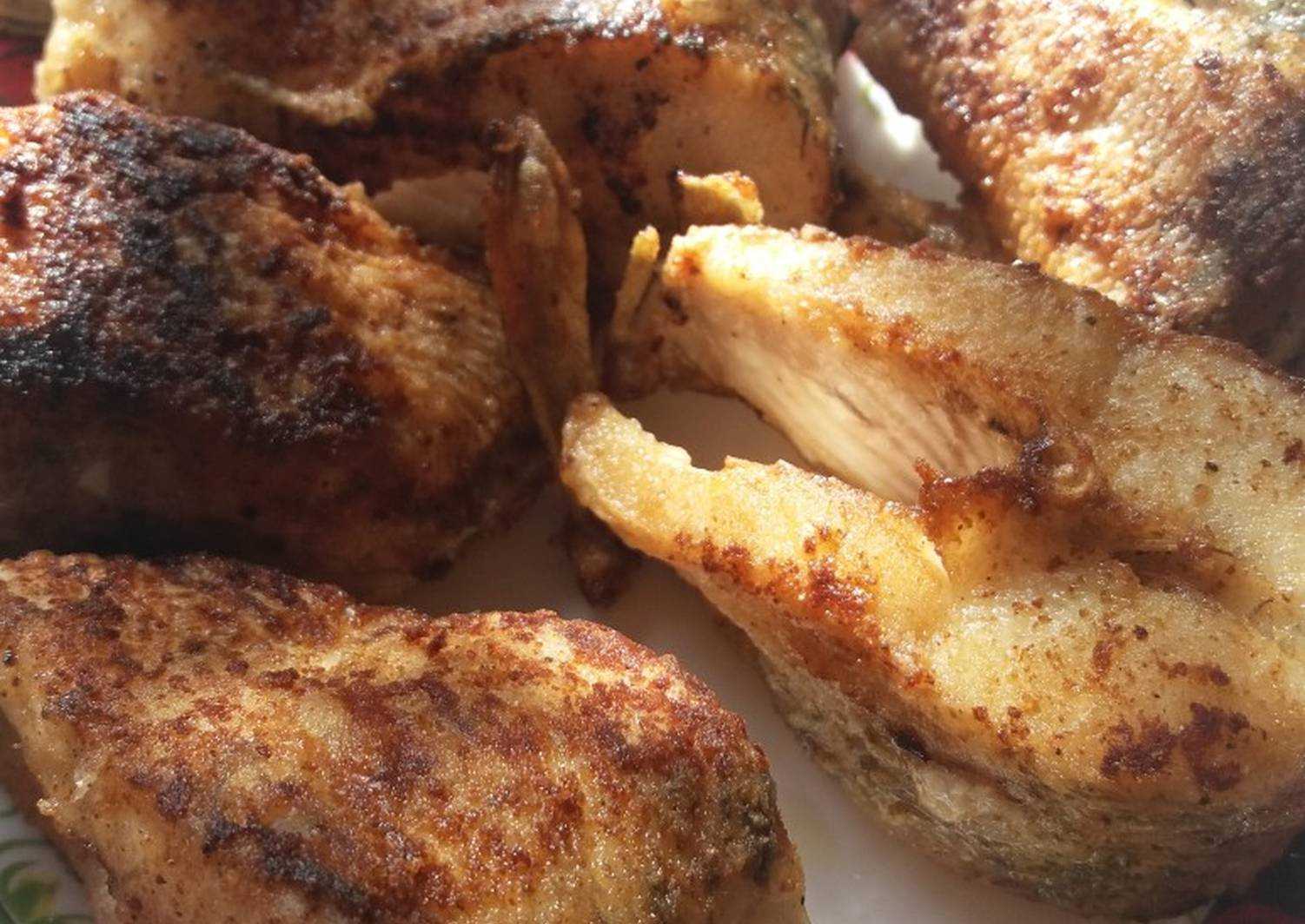 Жарить щуку на сковороде и в мультиварке можно разными вкусными способами.