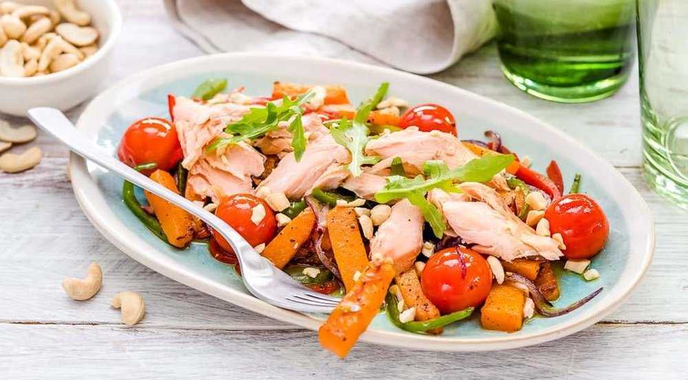 Салат из горбуши горячего копчения - рецепты вкусных салатов
