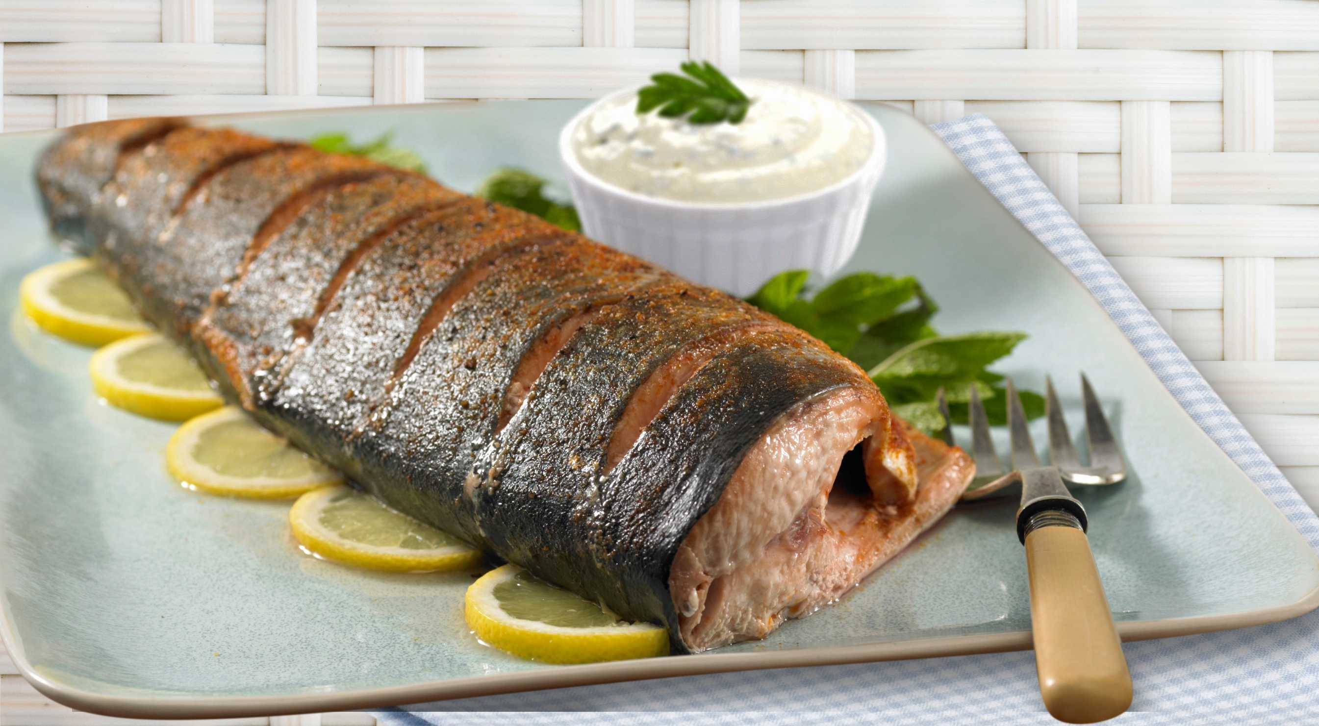 Фаршированная курица с грибами — тонкости приготовления