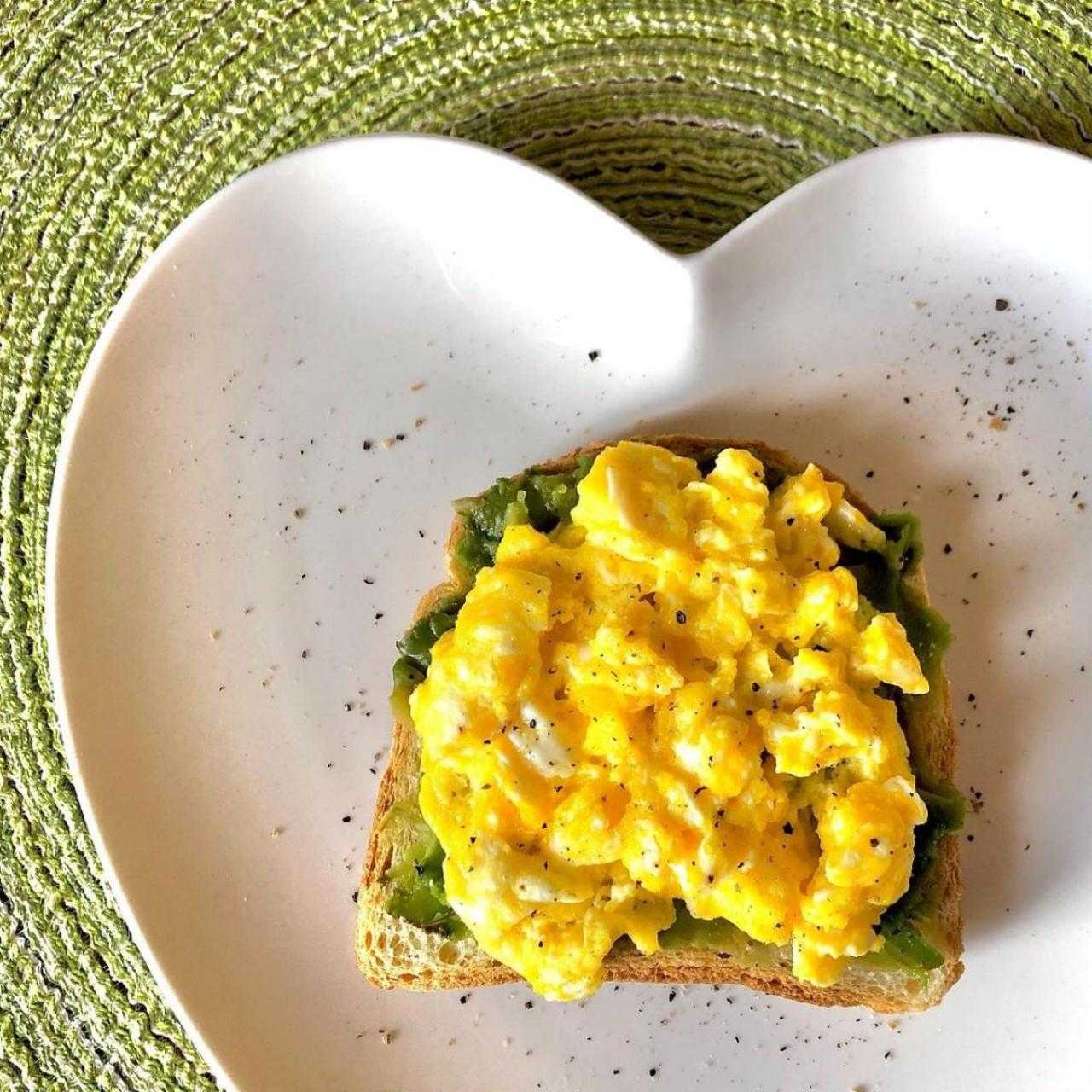 Рецепт яичницы-болтуньи с сыром с фото пошагово или как вкусно приготовить яичницу