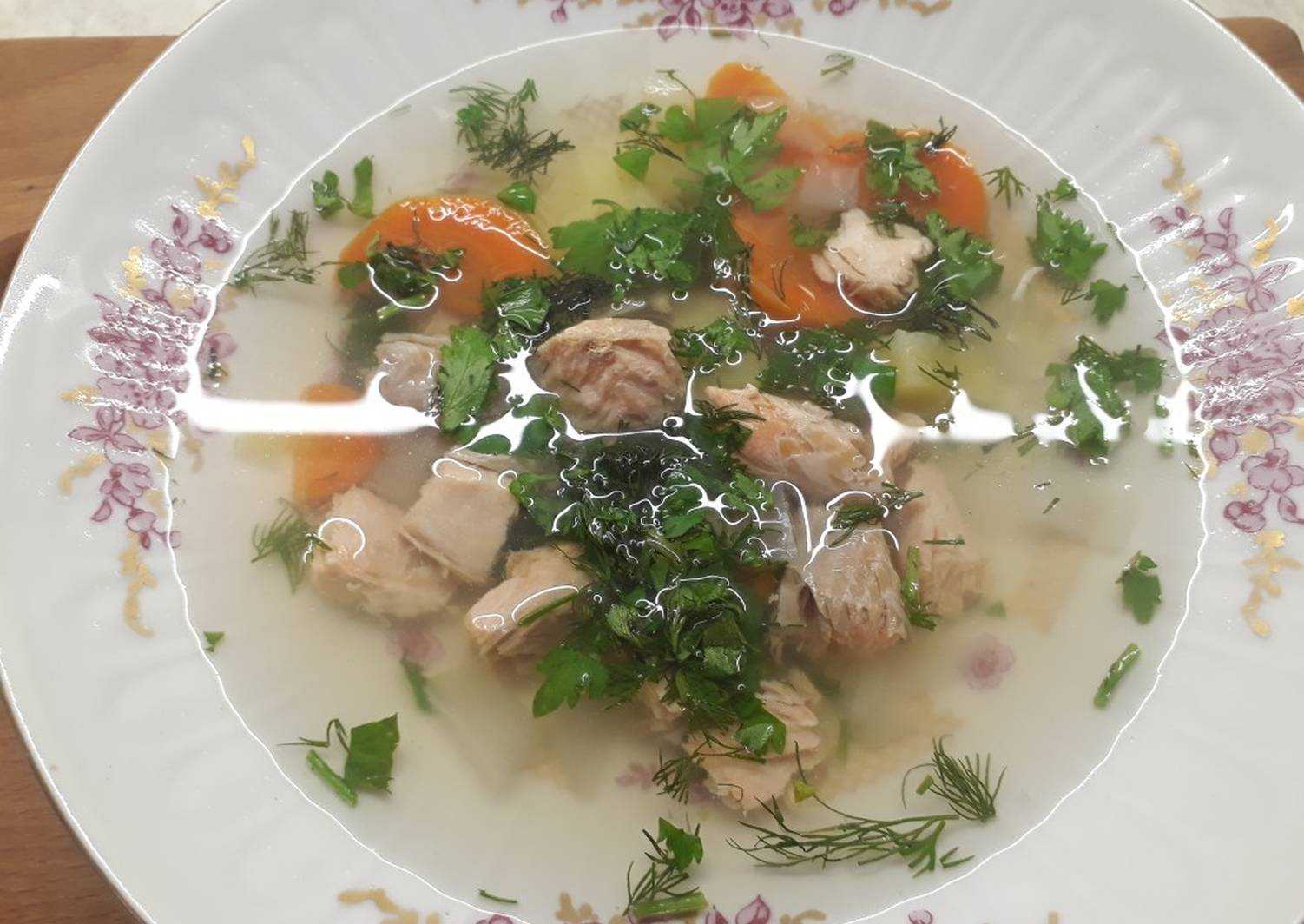 Вкусная уха из семги по классическому рецепту