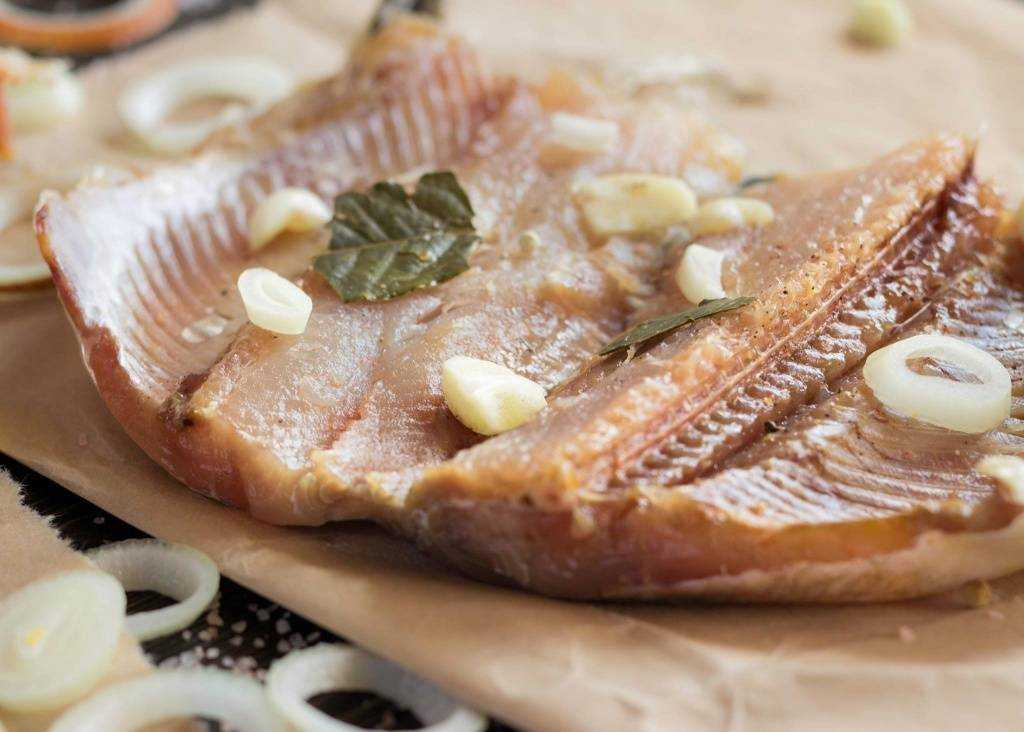 Лучшие рецепты или как вкусно посолить омуля в домашних условиях