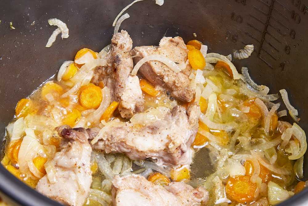 Вкусная тушеная свинина в мультиварке: рецепты и особенности приготовления - samchef.ru