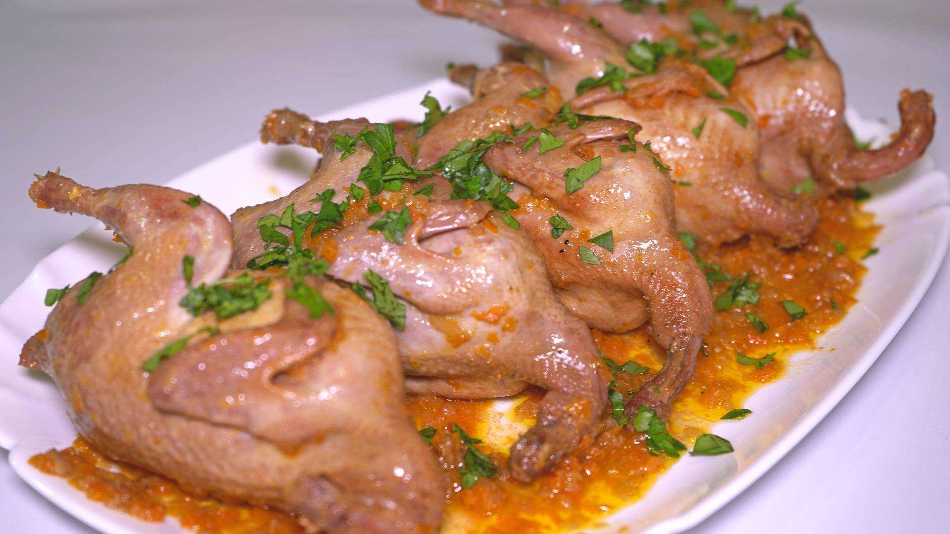 Рецепт сытных перепелок с рисом и изюмом в мультиварке