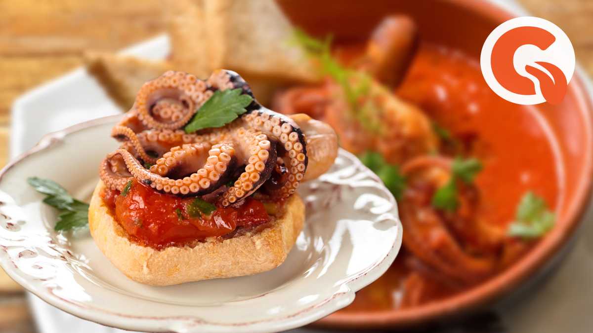 Как едят живых осьминогов японцы корейцы и китайцы