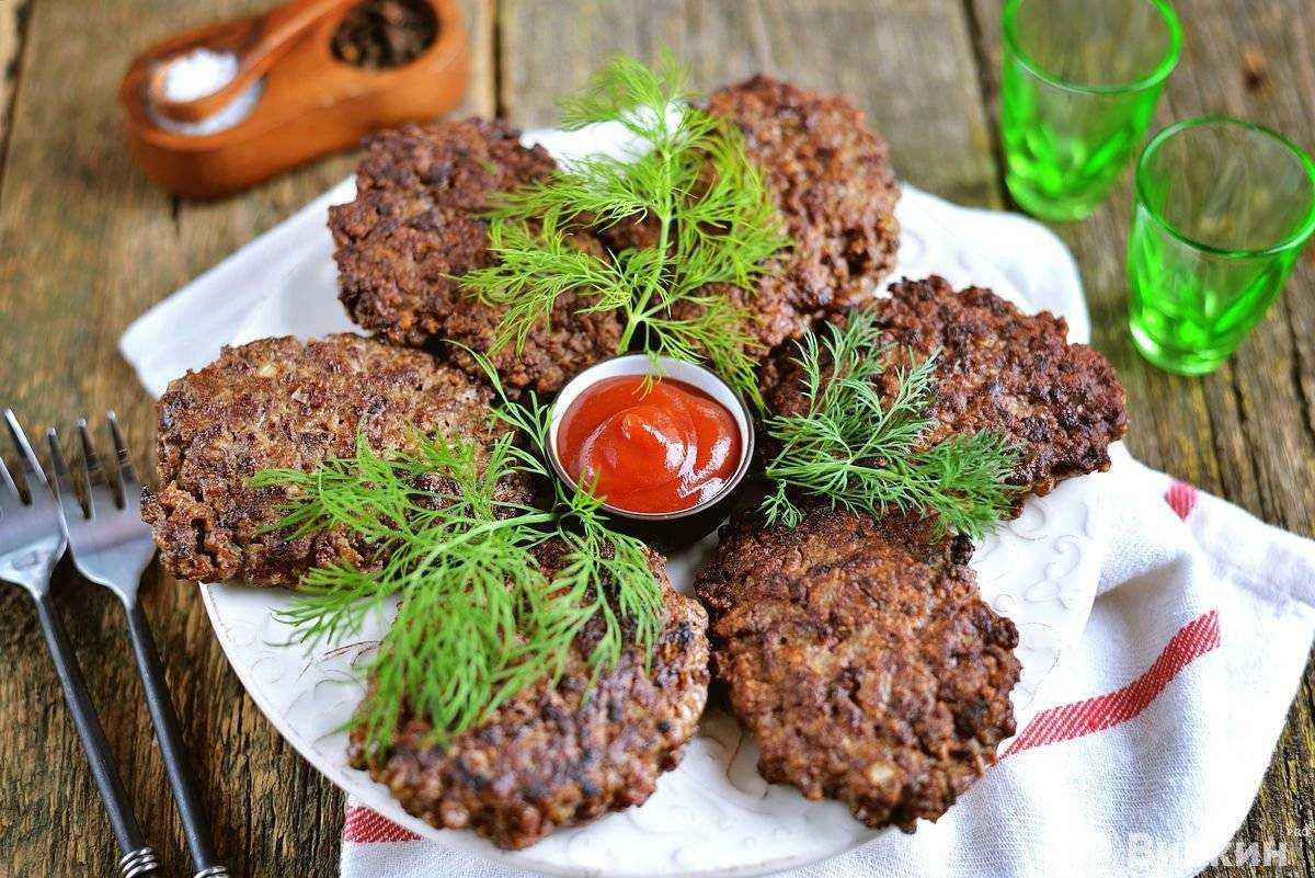 Печеночные котлеты из говяжьей печени, как приготовить чтобы были мягкими и сочными