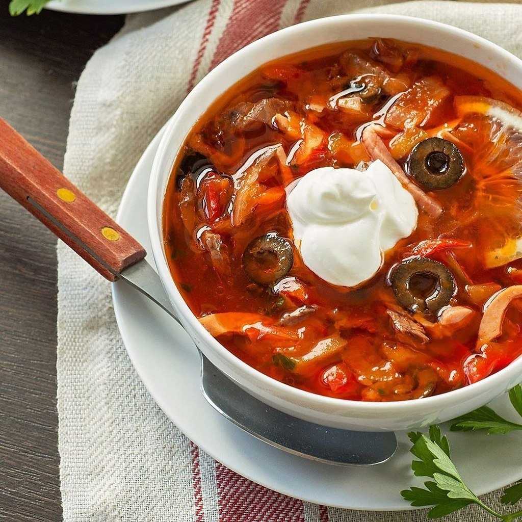 Солянка с грибами - 13 домашних вкусных рецептов приготовления