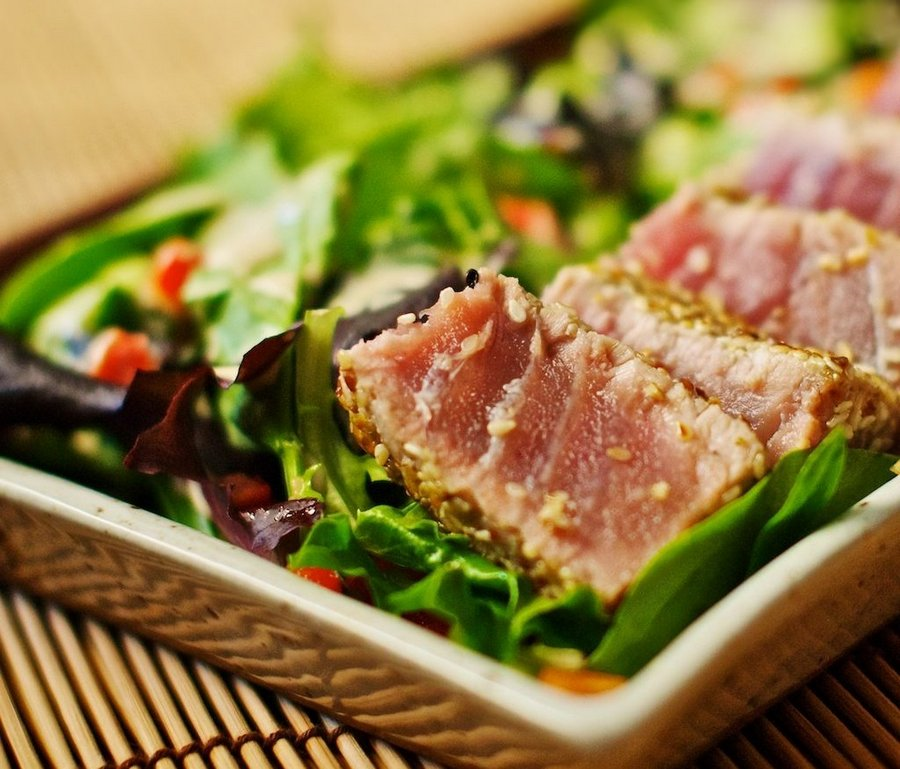 Тунец на гриле: как вкусно приготовить