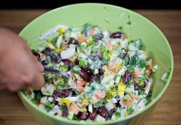 Салаты с фасолью и консервированной кукурузой. рецепты вкусных салатов с кукурузой консервированной и фасолью