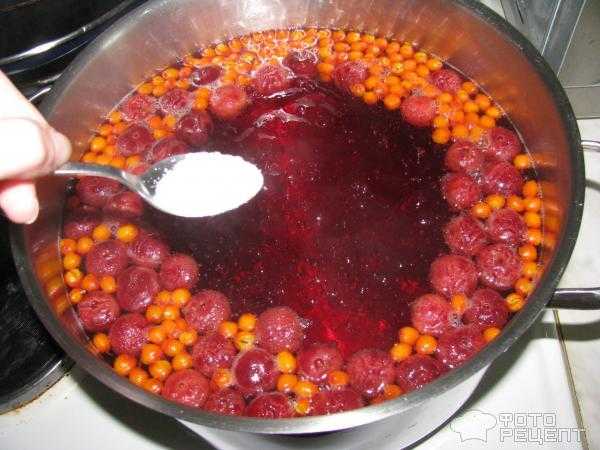 Компот из вишни на зиму: 10 простых, новых и очень вкусных рецептов приготовления