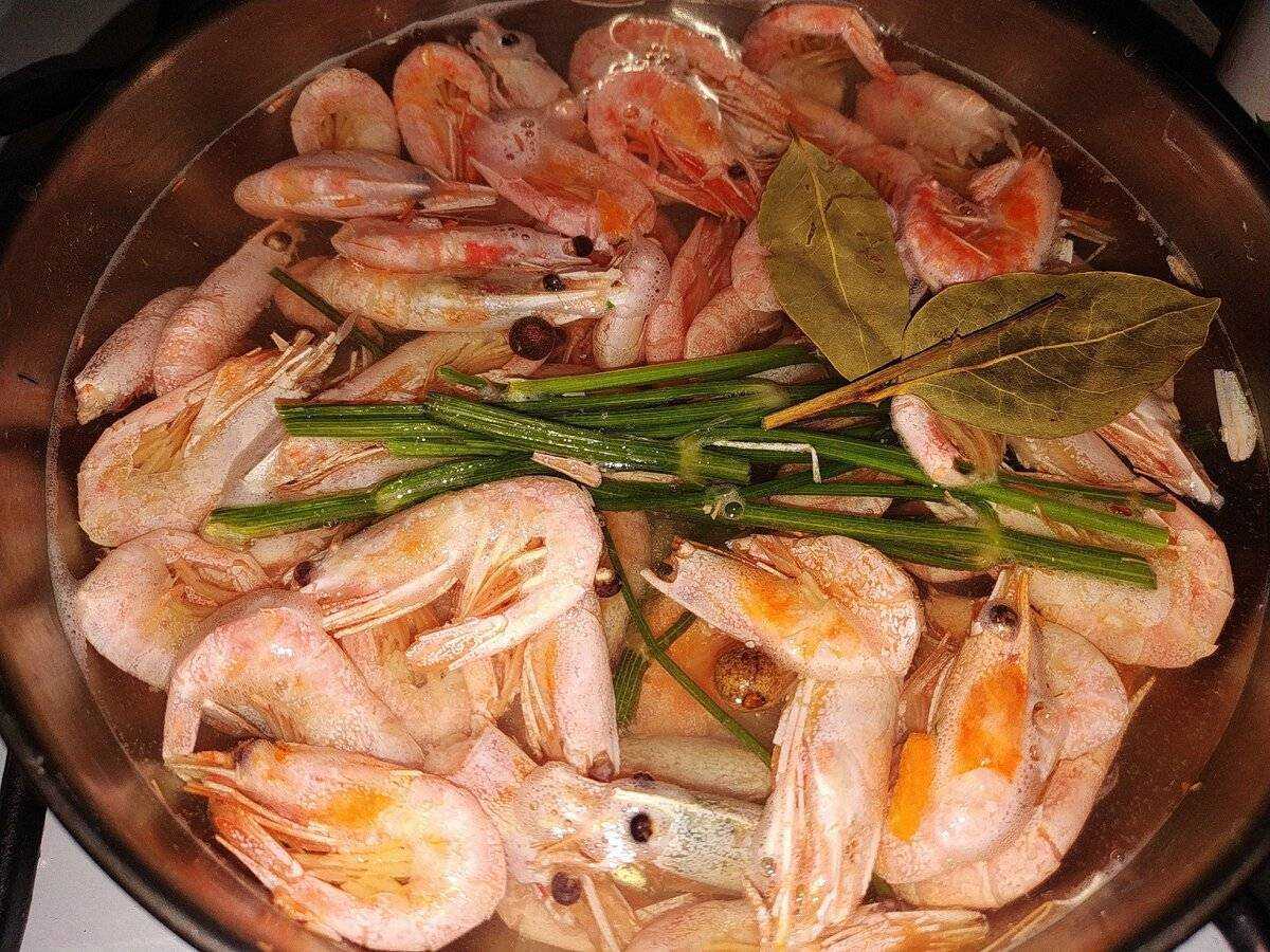Сколько и как варить креветки (варено-мороженные)?