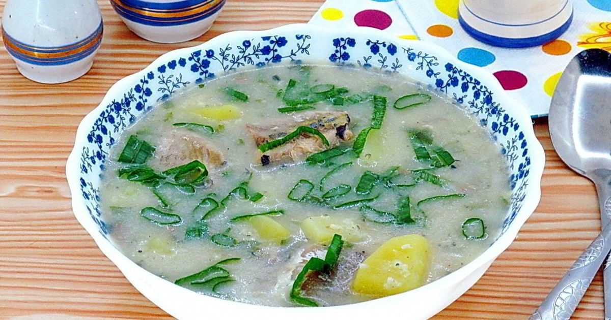 Рыбный суп из консервированной сайры (110.8 ккал)