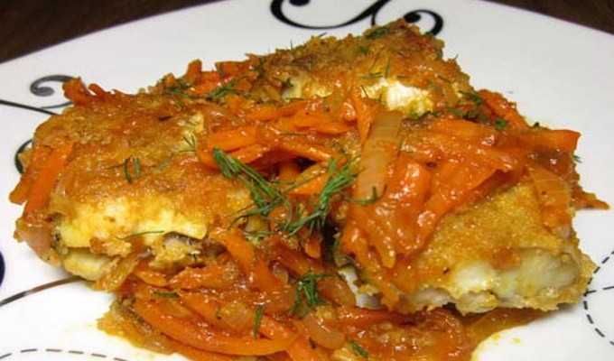 Минтай с луком и морковью — варианты рецепта