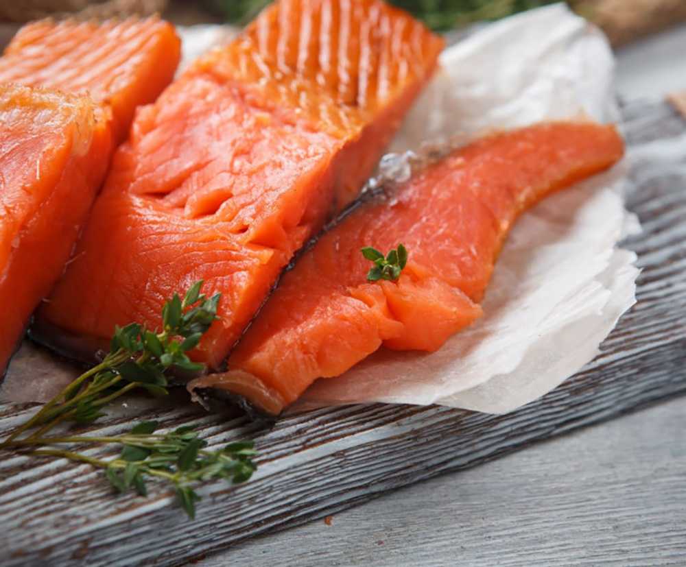 Как вкусно закоптить скумбрию в домашних условиях