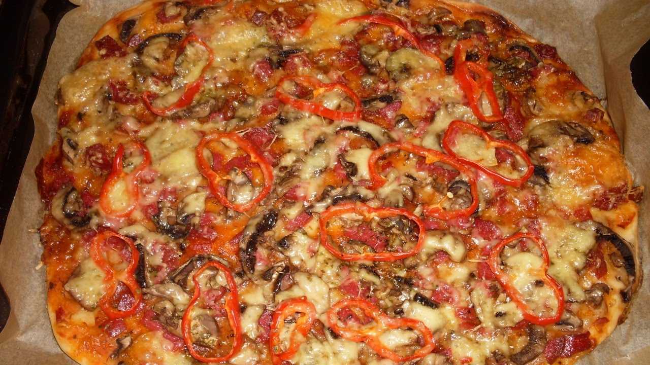 Рецепт приготовления очень вкусной пиццы «4 сыра»