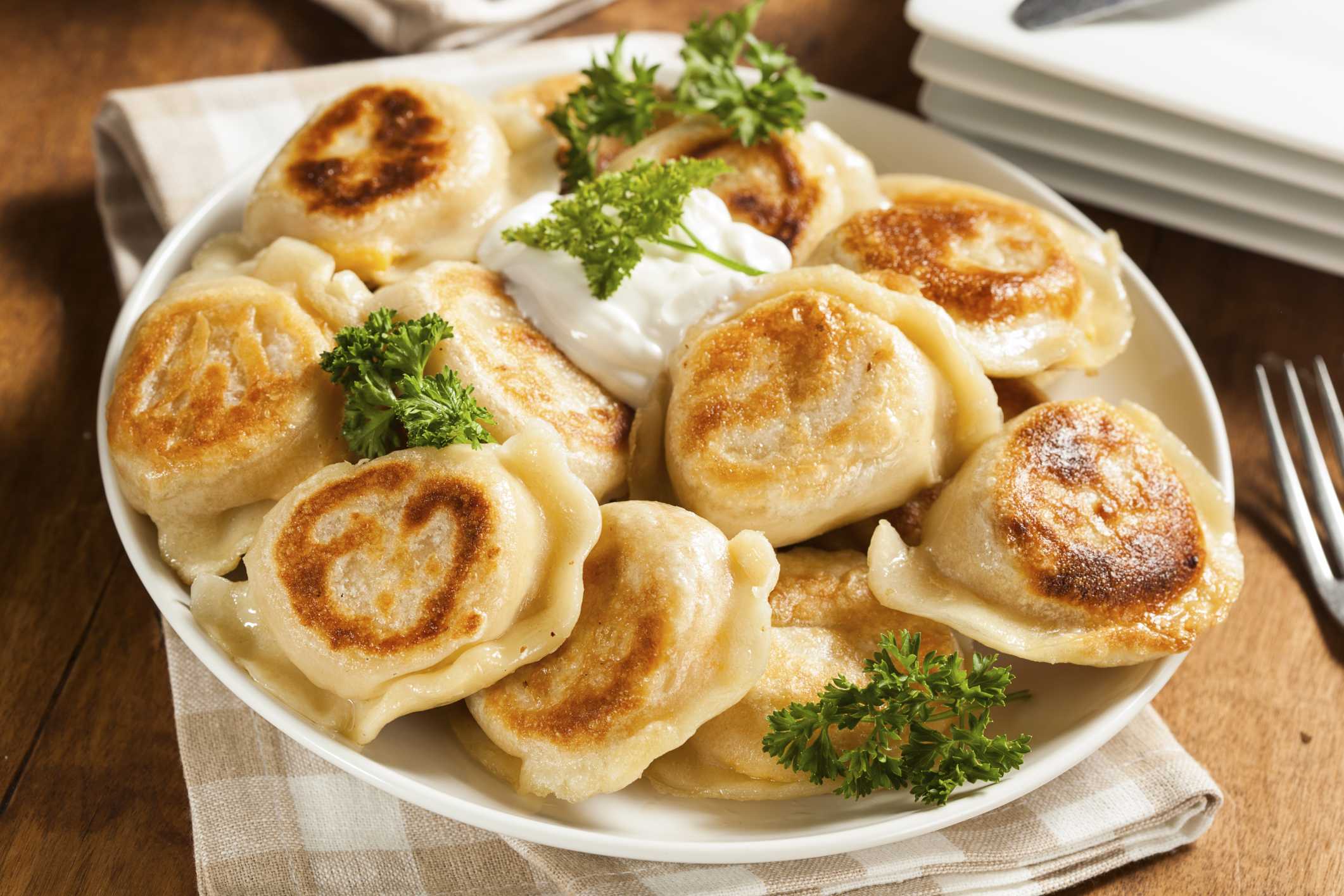 Пельмени на мангале: рецепт и фото 1 килограмма сочных крепышей с румяной корочкой