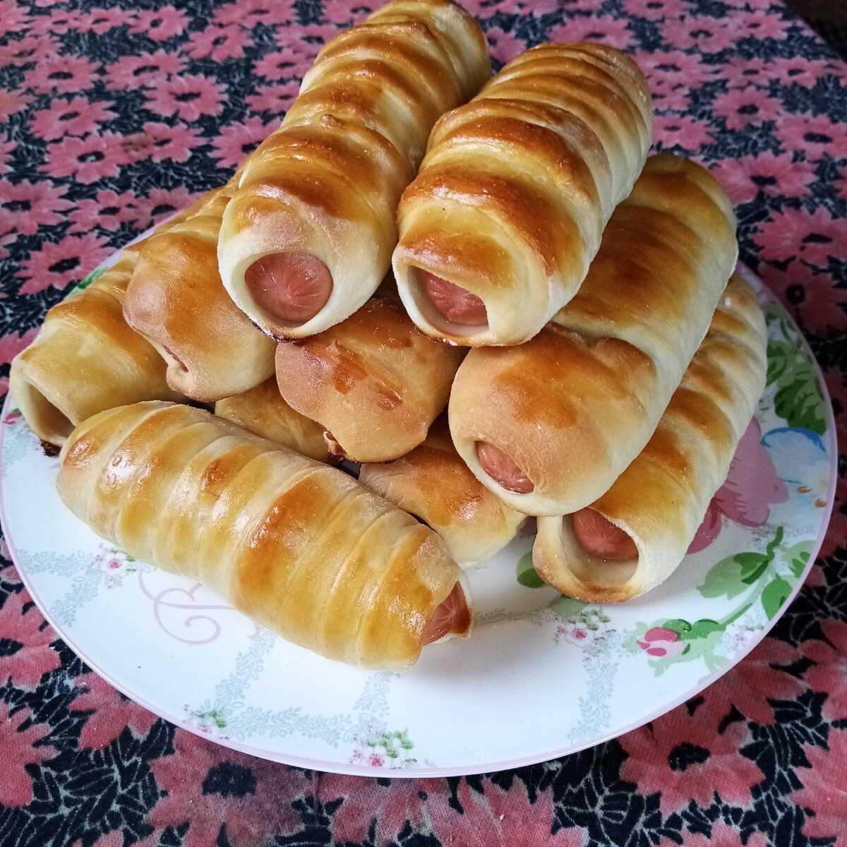 Сосиски в тесте - топ 8 вкусных и простых рецептов с фото