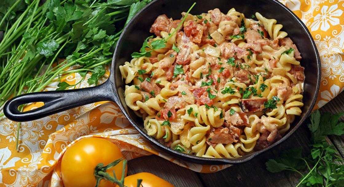 Как приготовить макароны с колбасой, рецепт с фото