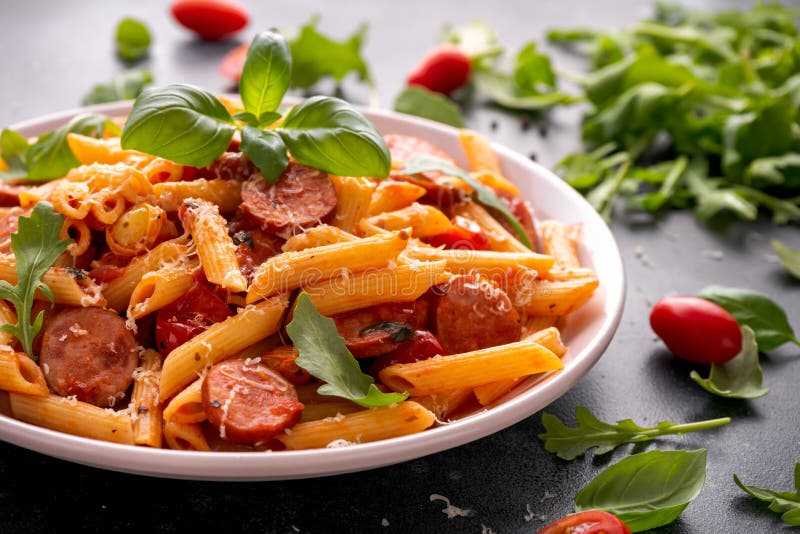 Макароны с сыром: 8 разных простых рецептов