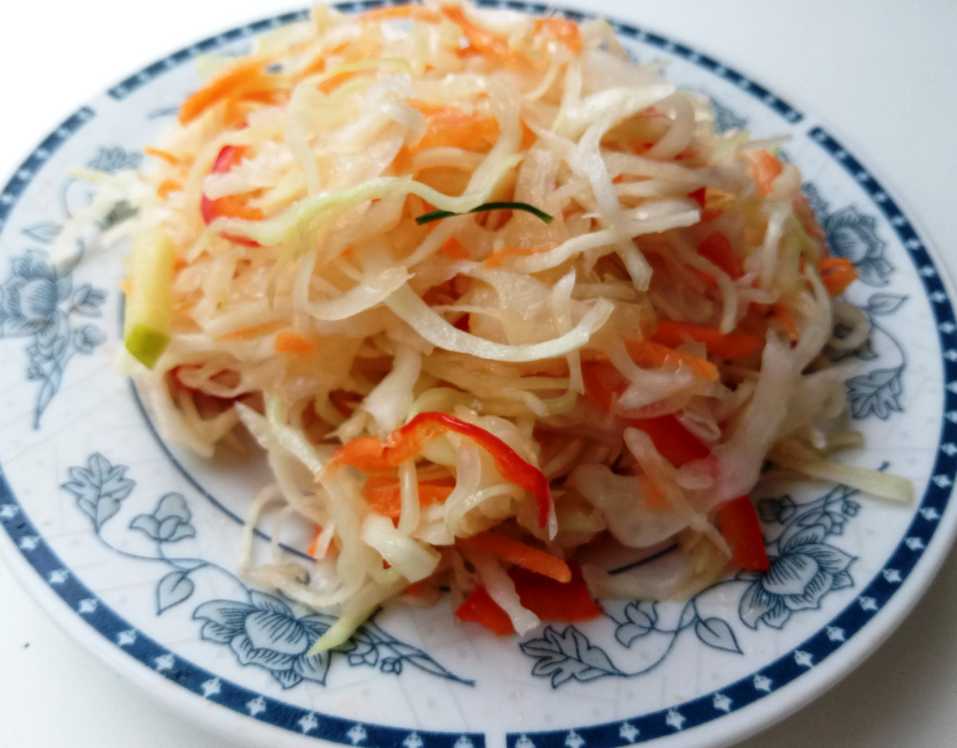 Салат из свежей капусты – 7 очень вкусных и быстрых рецептов