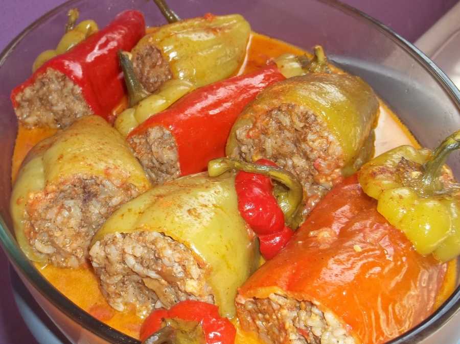 Замороженный фаршированный перец - как приготовить  в кастрюле , в духовке или в мультиварке