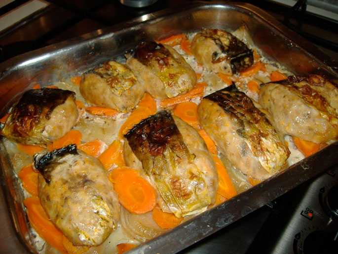 Сазан в духовке: как приготовить вкусно
