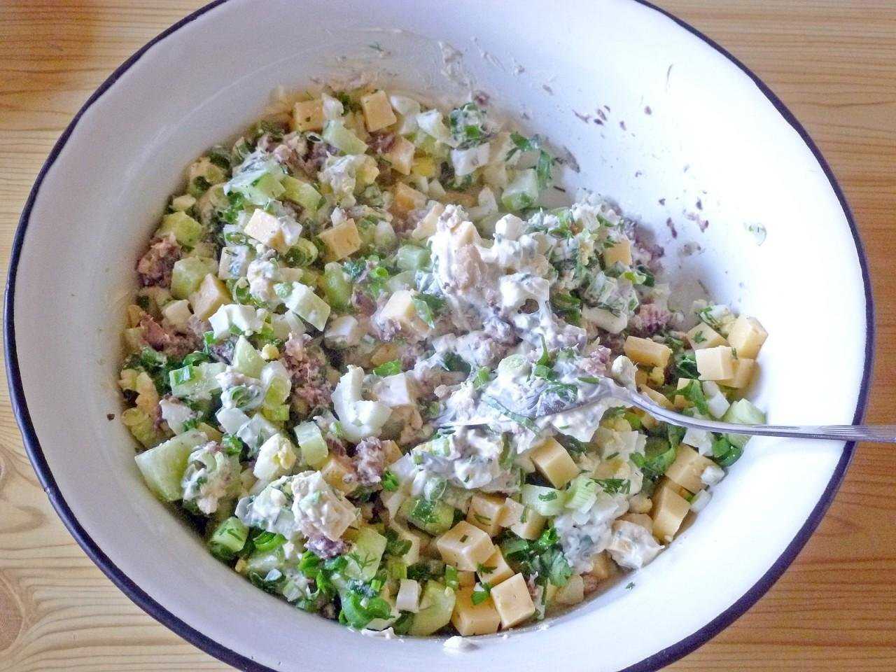 Салаты из консервированной сардины