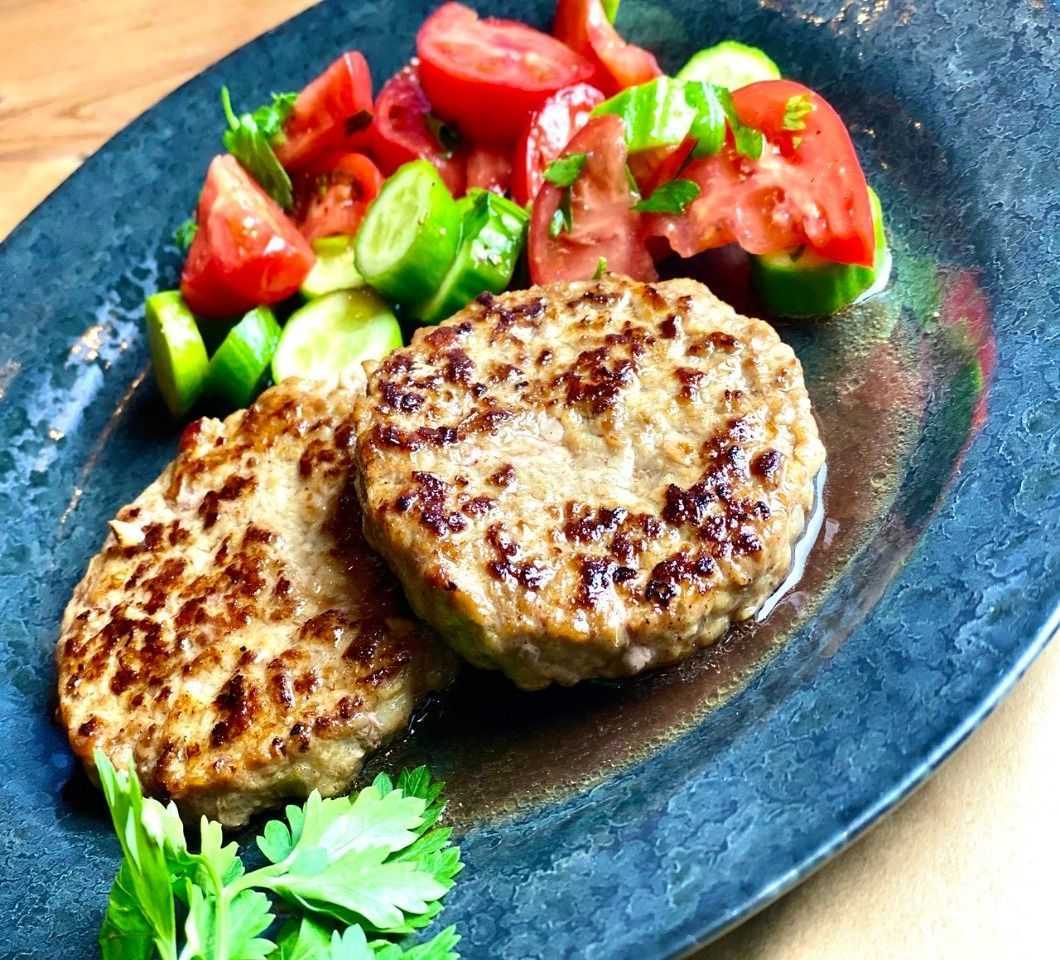 Сочные котлеты в духовке — как приготовить котлеты, чтобы были сочными и мягкими