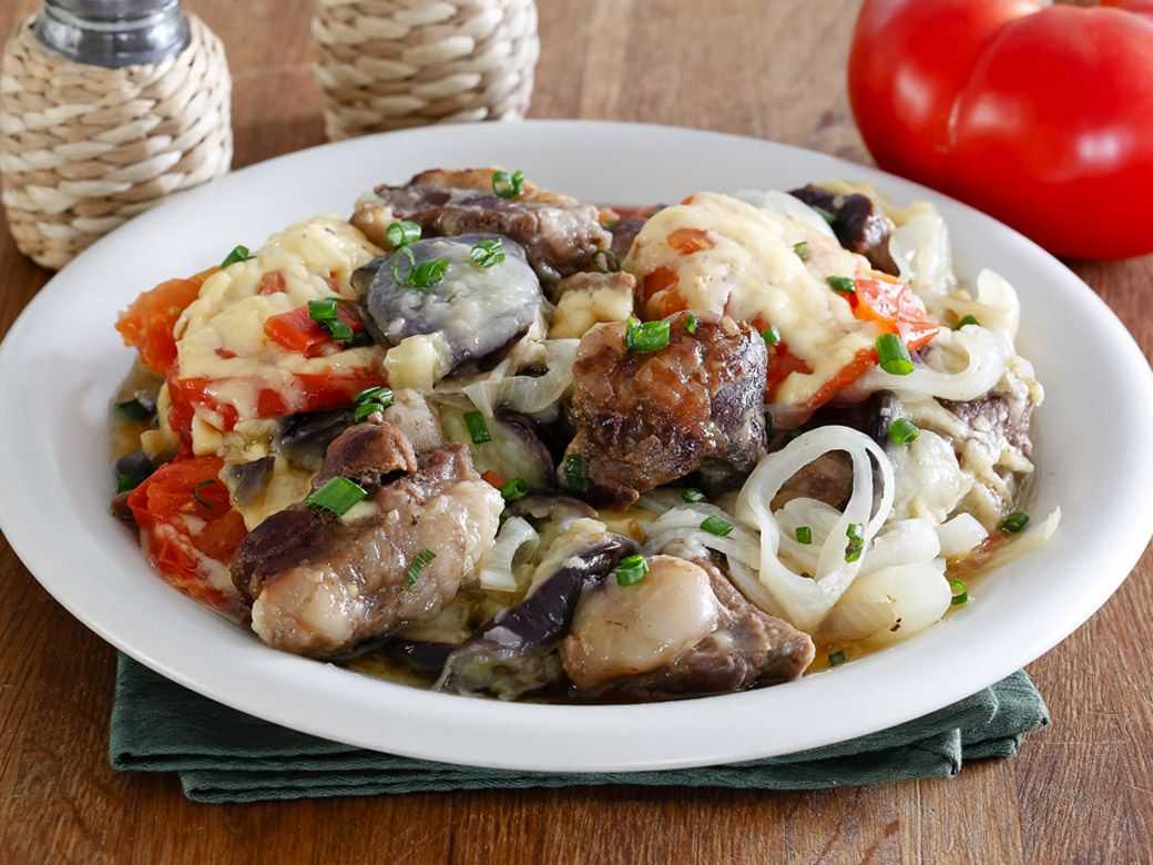 Баранина, тушеная с помидорами в мультиварке - рецепты для мультиварок