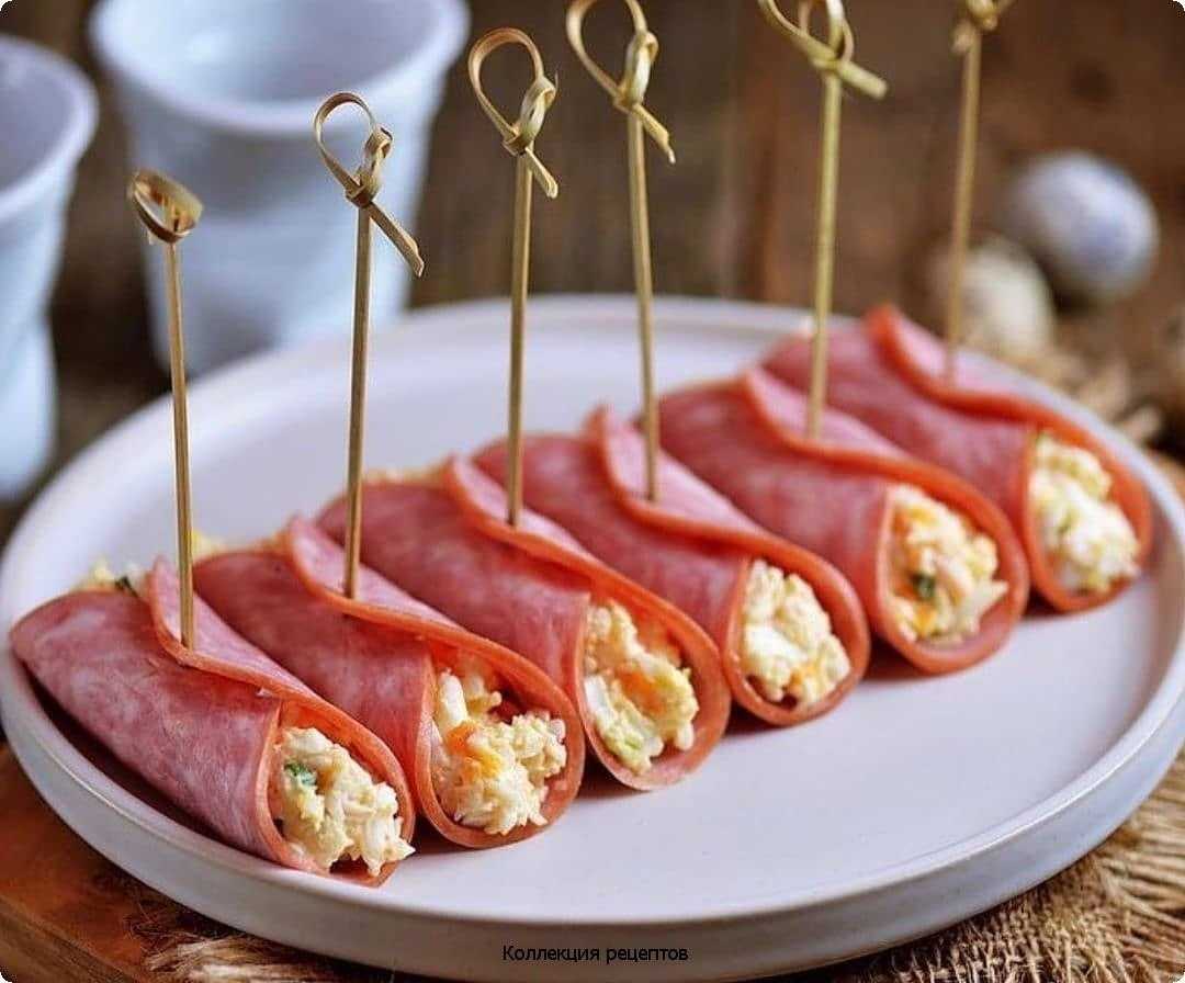 Рулеты из колбасы с сыром и чесноком. закусочные рулетики из колбасы и сырной начинки (пошаговый рецепт с фото)