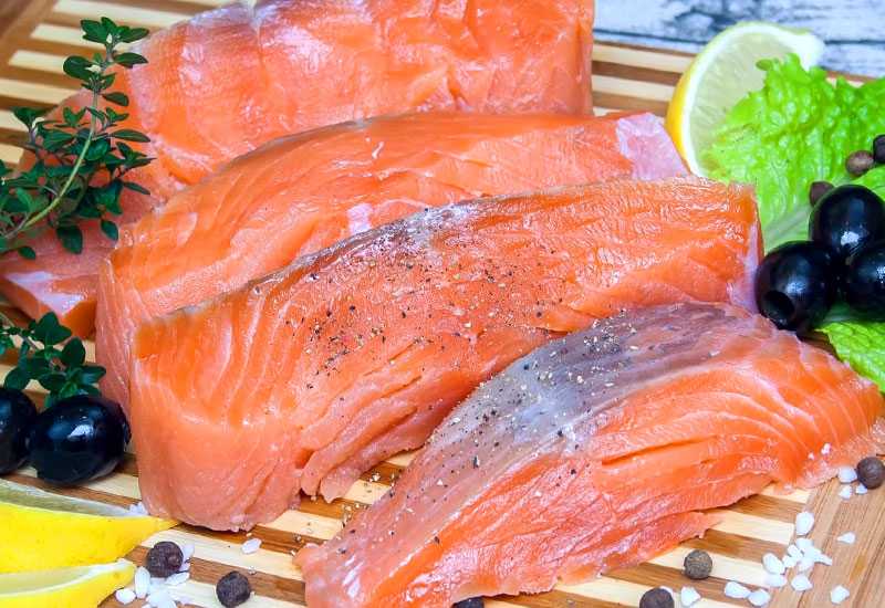 Как засолить красную рыбу в домашних условиях вкусно и быстро